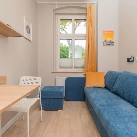 アパート Traffic By Grand *