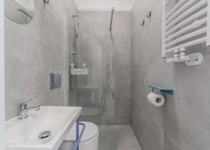 Traffic By Grand סופוט